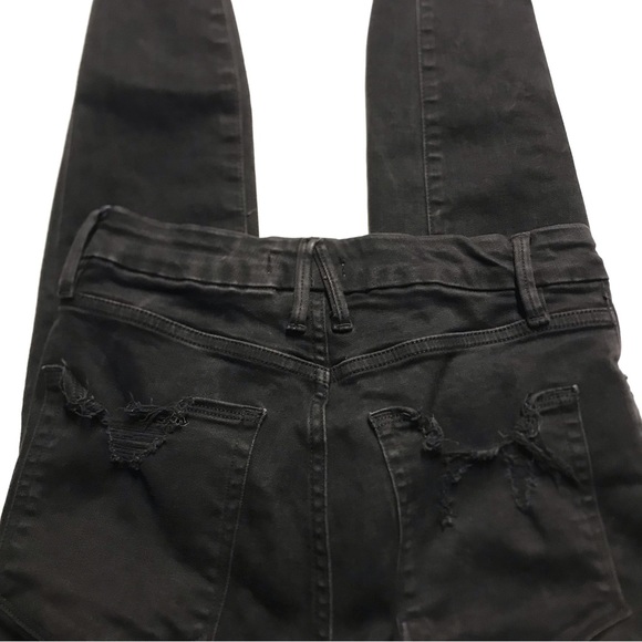 Good American Good Waist Crop Raw Step Hem Black Jean Size 6/28 - Picture 8 of 10